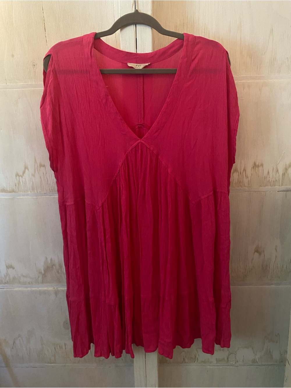 Chelsea & Violet Fuchsia V-Neck Flowy Tunic